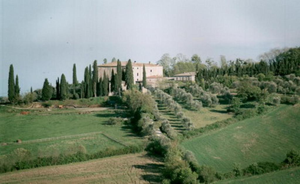 Castello Di Grotti Pensionat Corsano  Exteriör bild